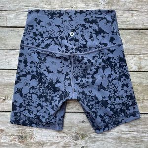 Lululemon Align ™️ Short 6” size 4